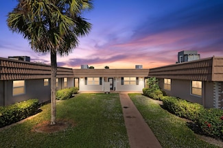 323 Seville N, Delray Beach, FL 33446