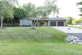3945 Elaines Way, Slinger, WI 53086