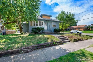 286 Hamilton Ave, Elgin, IL 60123