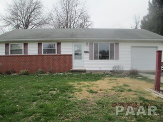 1220 S Illinois St, Lewistown, IL 61542