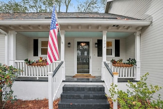 1092 Stonehenge Dr, Hanahan, SC 29410