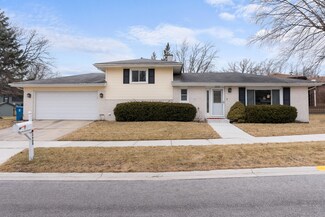 2608 Osage Dr, Dyer, IN 46311