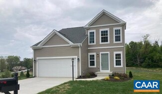 43 Sweetview Ct, Stuarts Draft, VA 24477