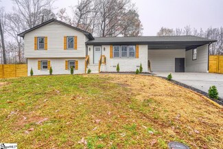 112 Longmeadow Rd, Taylors, SC 29687