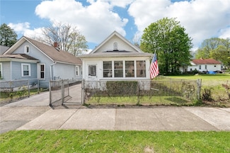 259 Seward St, Rochester, NY 14608