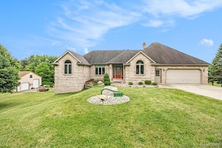 6443 Baldwin Rd, Swartz Creek, MI 48473