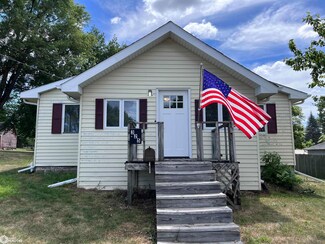 325 S Lincoln St, Osceola, IA 50213