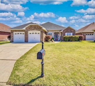 4986 Vizcaya Dr, Pensacola, FL 32507