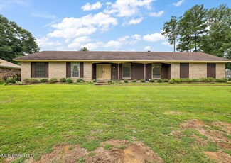 5227 Forest Hill Rd, Byram, MS 39272