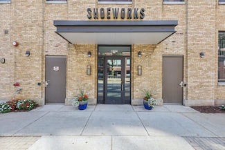 1924 N Hubbard St Unit 213, Milwaukee, WI 53212