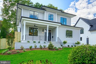 3212 N Kensington St, Arlington, VA 22207