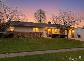 4108 Renwood Dr, Dayton, OH 45429