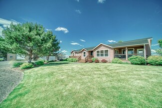 14724 SW Riggs Rd, Powell Butte, OR 97753
