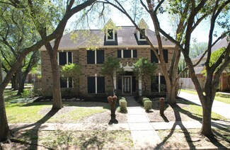 4042 Brenner Ct, Sugar Land, TX 77478