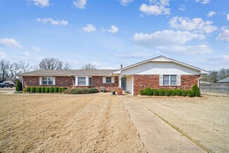 12918 S 128th Ave E, Broken Arrow, OK 74011