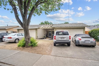 3004 Mulholland Dr, Modesto, CA 95355