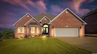 16 Crestview Ct, Maumelle, AR 72113