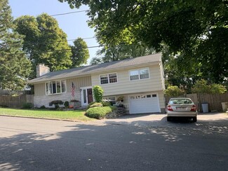 15 Wachusetts Ave, Lawrence, MA 01841