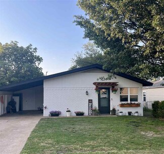 625 Otoe St, Perry, OK 73077