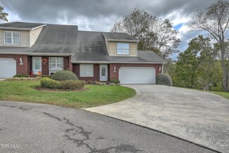 243 Saint Andrews Dr, Bristol, VA 24202