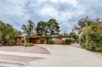 1014 Cedardale Dr, Las Cruces, NM 88005