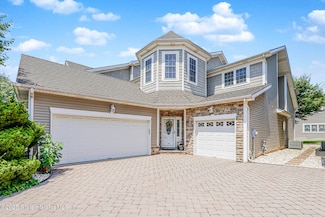 43 Chart Loop, Staten Island, NY 10309