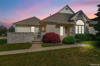 13460 Wyndemere Cir, Sterling Heights, MI 48313