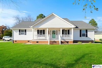 1012 Huntington Dr, Hartsville, SC 29550