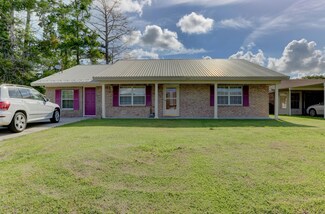2604 Maple St, Morgan City, LA 70380