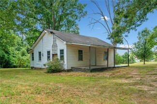 200 Blue Haze Dr, Jasper, GA 30143