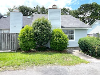 142 Witten Cir Unit A, Havelock, NC 28532