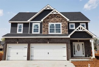 80 Locust St, Clarksville, TN 37042