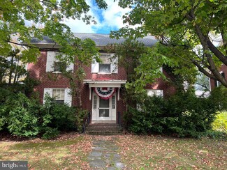 155 W Lincoln Ave, Gettysburg, PA 17325