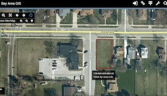 706 Borton Ave, Essexville, MI 48732