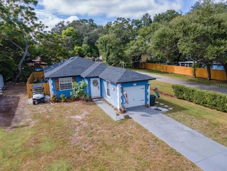 351 Hancock St, Dunedin, FL 34698
