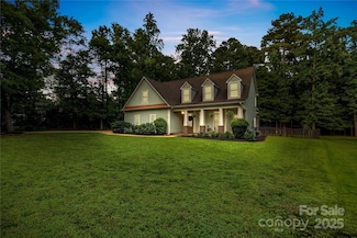 481 Evergreen Rd, Clover, SC 29710