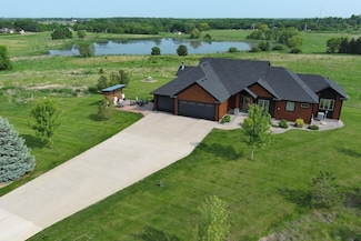 29437 141st Ave, New Prague, MN 56071