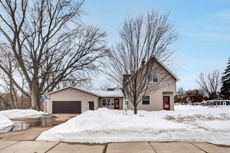 311 Dellwood St S, Cambridge, MN 55008