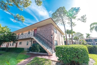 1953 SW Palm City Rd Unit J, Stuart, FL 34994