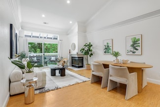1658 Parkview Green Cir, San Jose, CA 95131