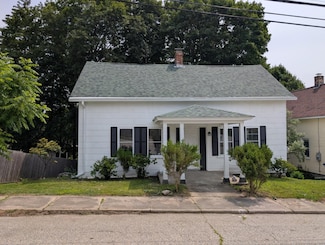 18 Highland St, Moosup, CT 06354