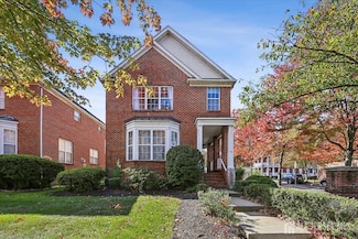 12 Park Square, Metuchen, NJ 08840
