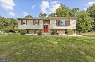 40 Anna Ave, Bear, DE 19701