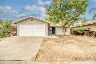 2454 Park St, Selma, CA 93662