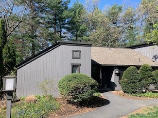 133 Mallard Dr, Avon, CT 06001