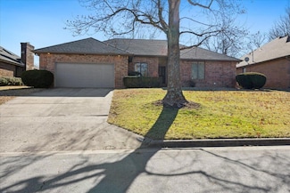 4068 E Latoka St, Springfield, MO 65809