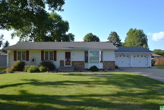 755 Glen Dr, Moville, IA 51039