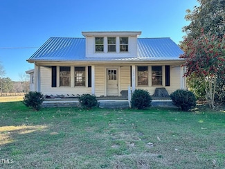 1582 Us Highway 158 E, Macon, NC 27551