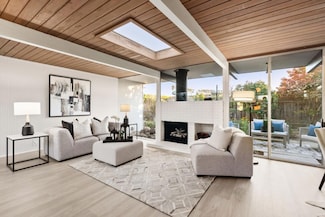 762 Gull Ave, Foster City, CA 94404