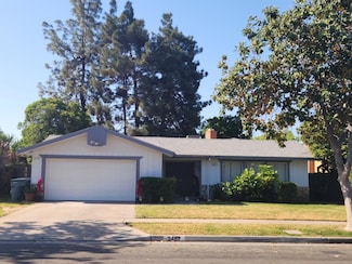 2457 W San Gabriel Ave, Fresno, CA 93705